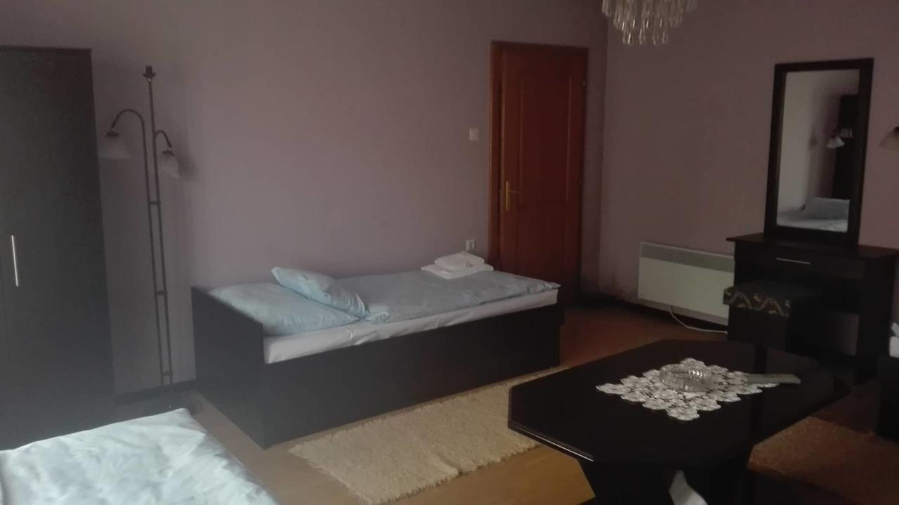 Domacinstvo Opavski Backi Petrovac Εξωτερικό φωτογραφία
